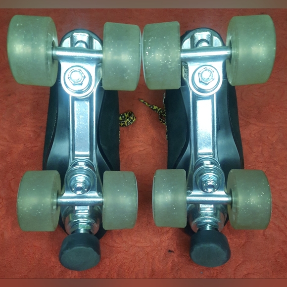 Rolling thru life be like... - Picture 4 of 12